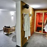 精英高山小屋 - 公寓&住宿加早餐酒店 萨斯费