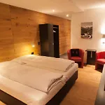 精英高山小屋 - 公寓&住宿加早餐酒店 酒店