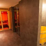 精英高山小屋 - 公寓&住宿加早餐酒店 酒店 萨斯费