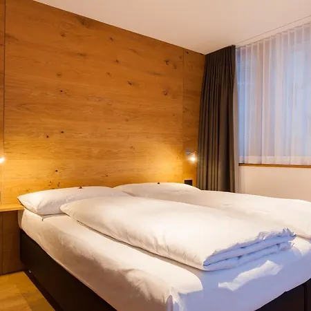Hotell Elite Alpine - & Breakfast 4*