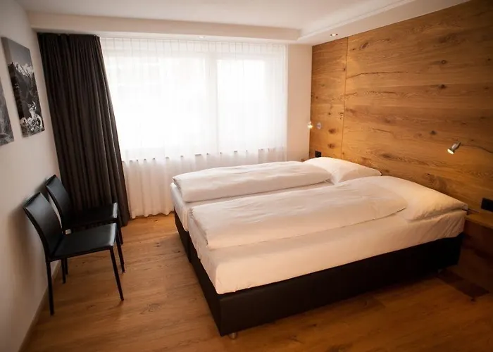 Hotel Elite Alpine - & Breakfast 4*