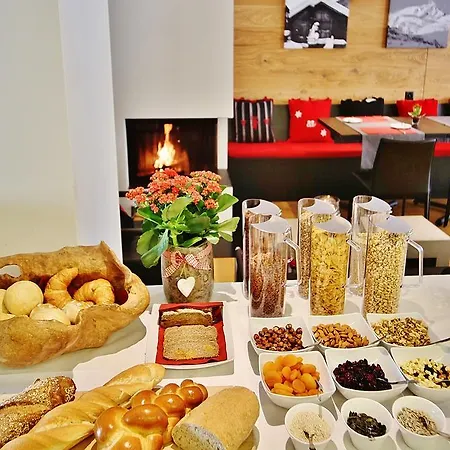 Elite Alpine - & Breakfast 호텔