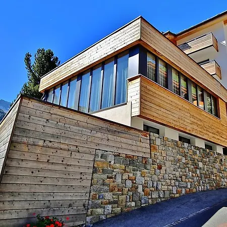 호텔 Elite Alpine - & Breakfast 4*