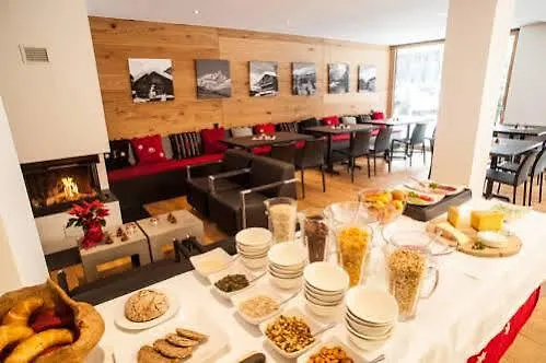 Hotel Elite Alpine - & Breakfast 4*