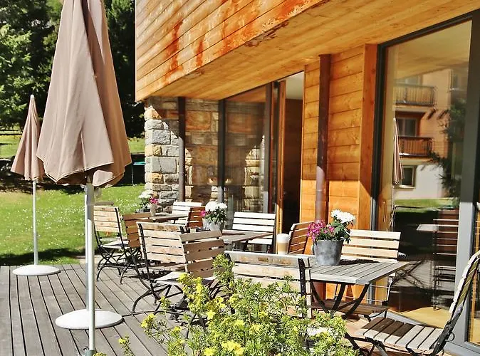 Elite Alpine - & Breakfast ホテル 4*